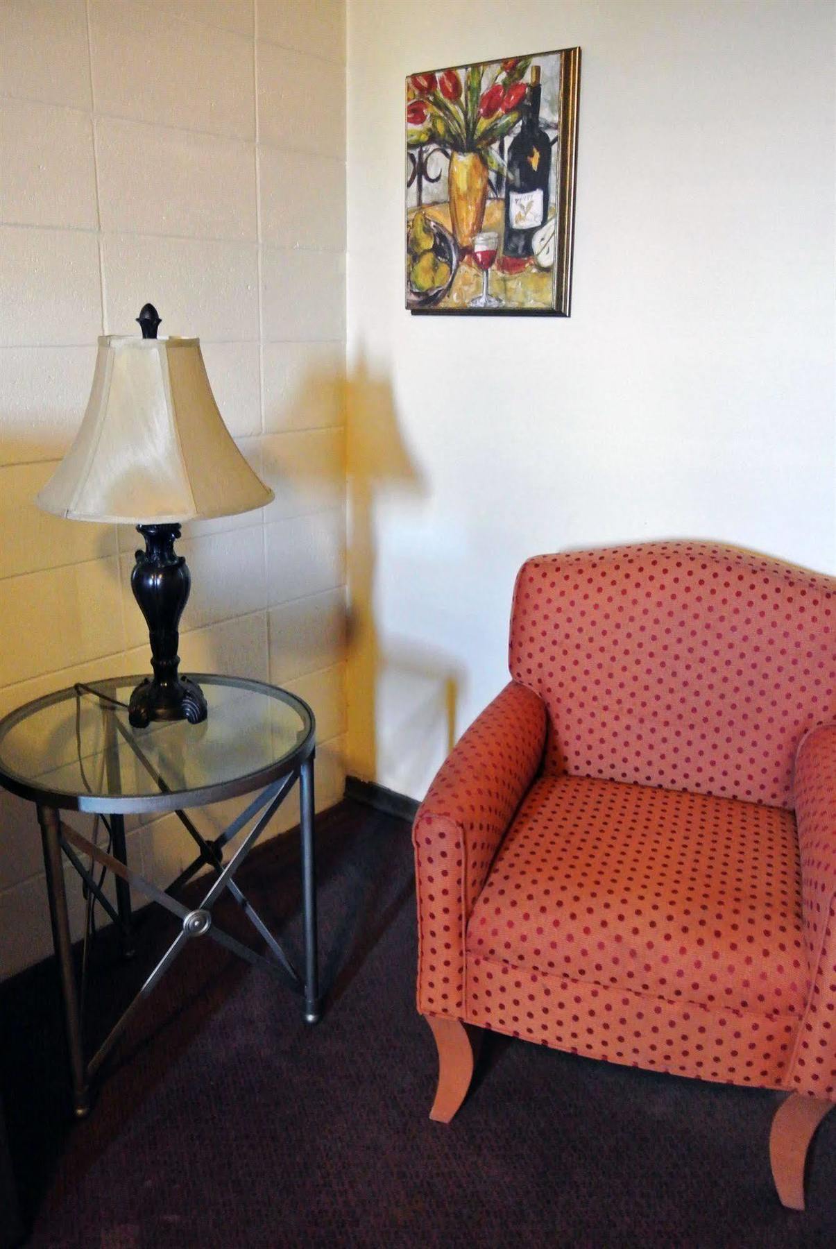 Vegreville Garden Inn Εξωτερικό φωτογραφία