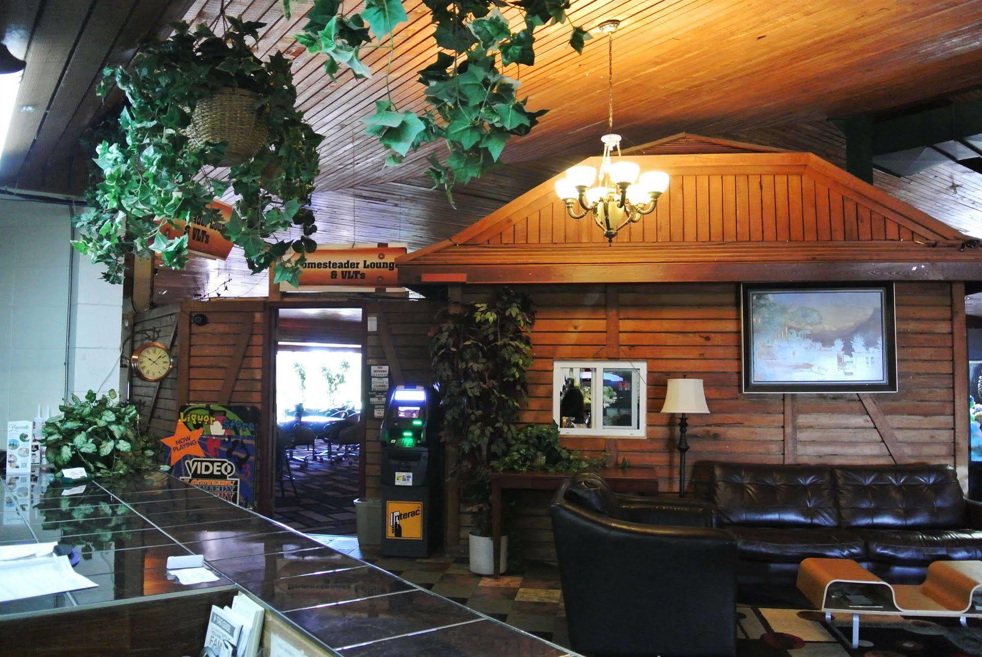 Vegreville Garden Inn Εξωτερικό φωτογραφία